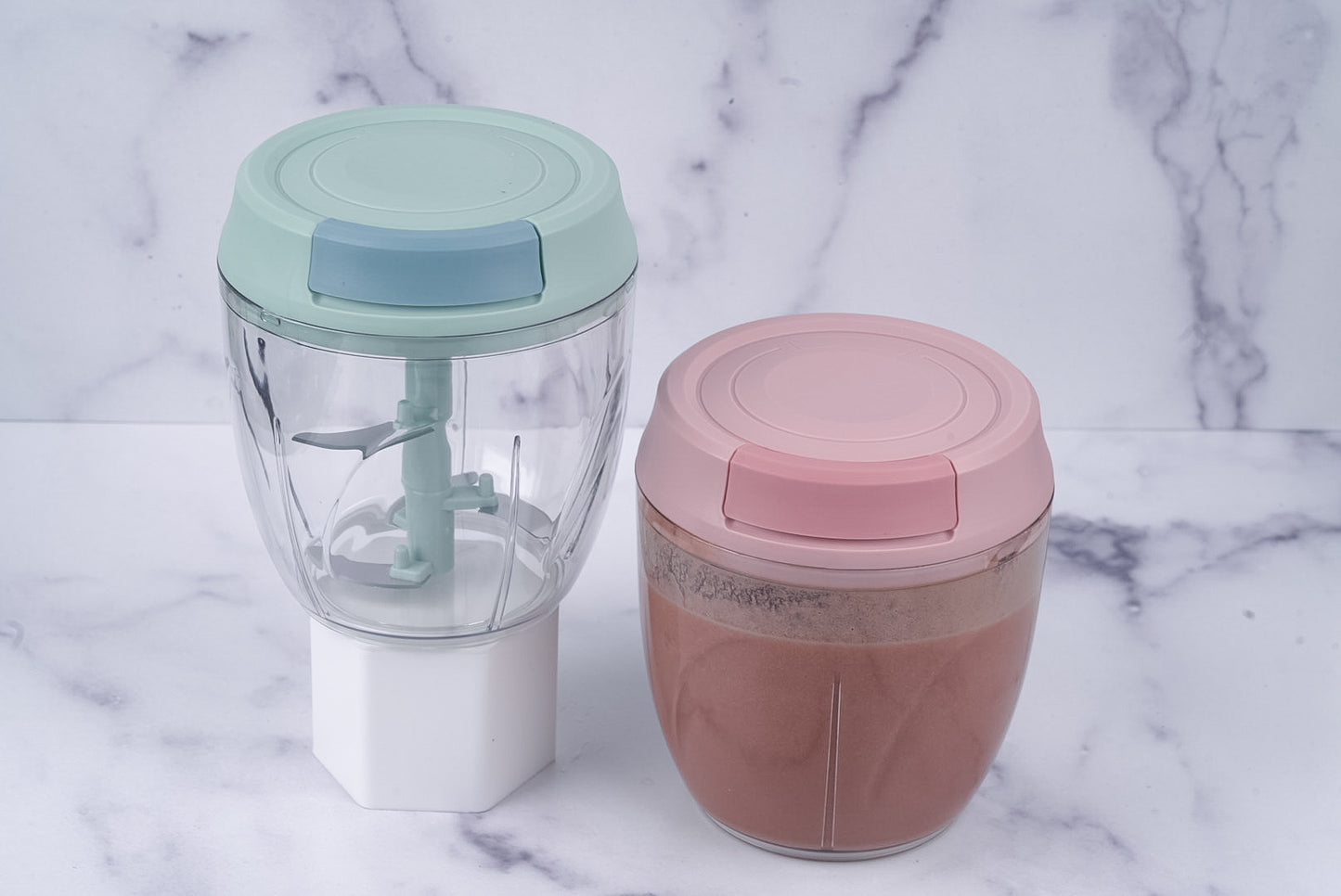 Handheld Gecko Food Blender
